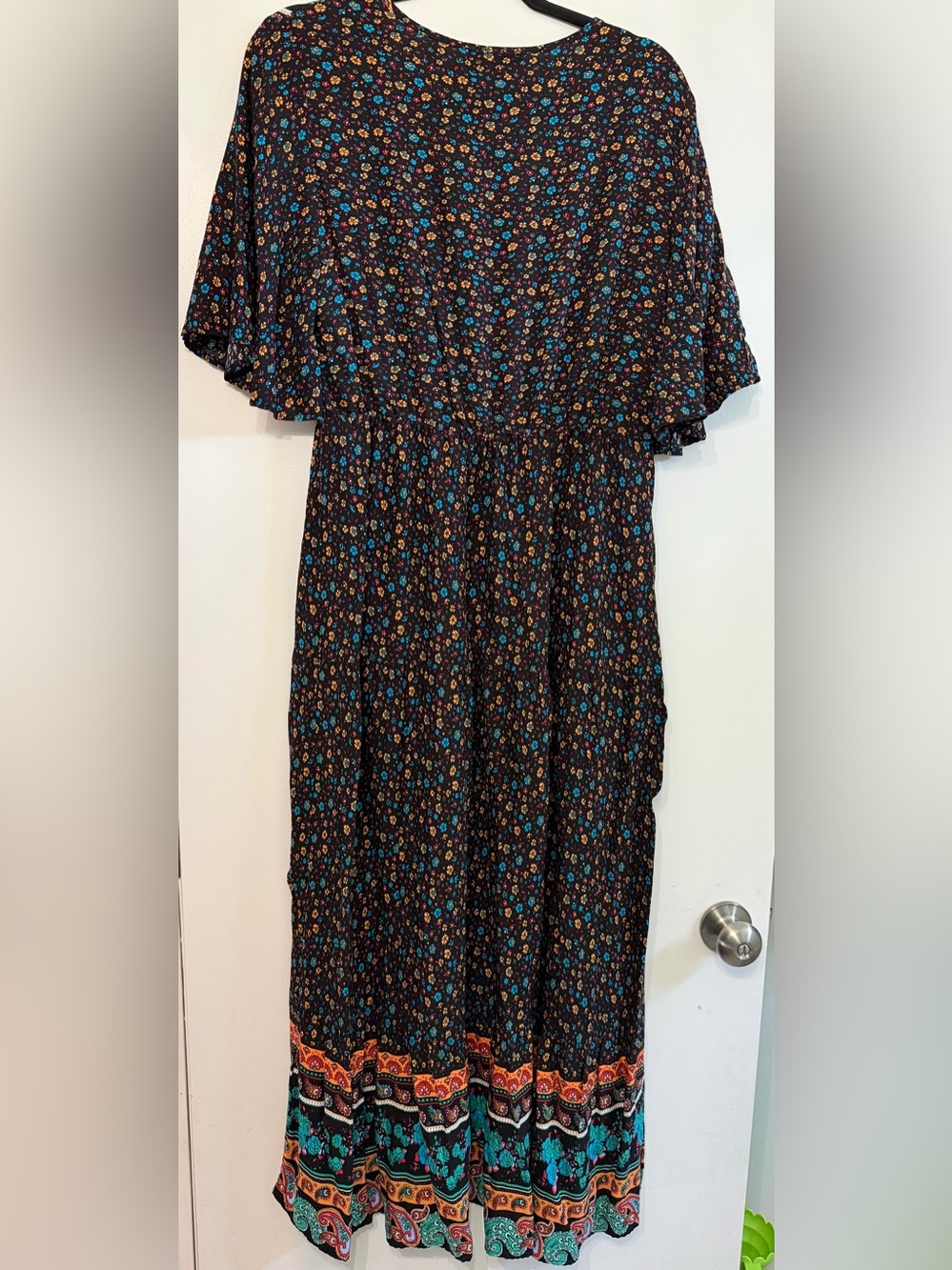 Boho Floral V Neck Maxi Dress - Picture 3 of 3
